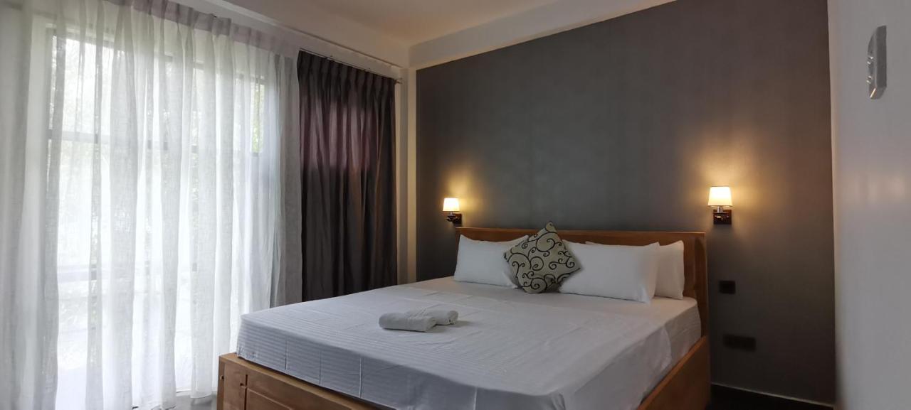 Endlessblue Resort Kalametiya Luaran gambar