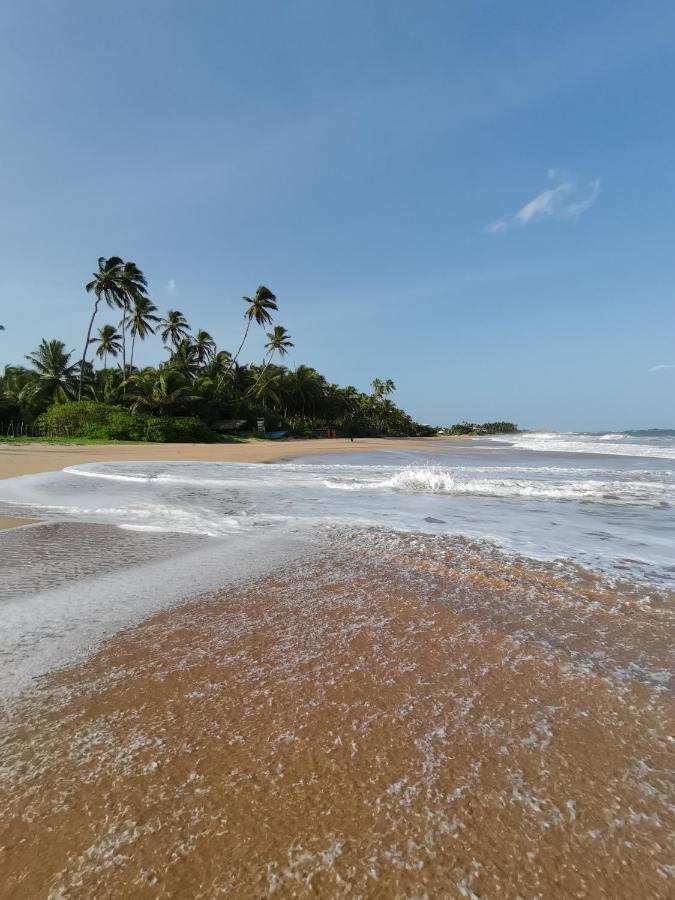 Endlessblue Resort Kalametiya Luaran gambar